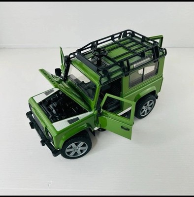 Bruder 1:16 Land Rover Defender 90 Green 2010 Made In Germany Vehicle Car