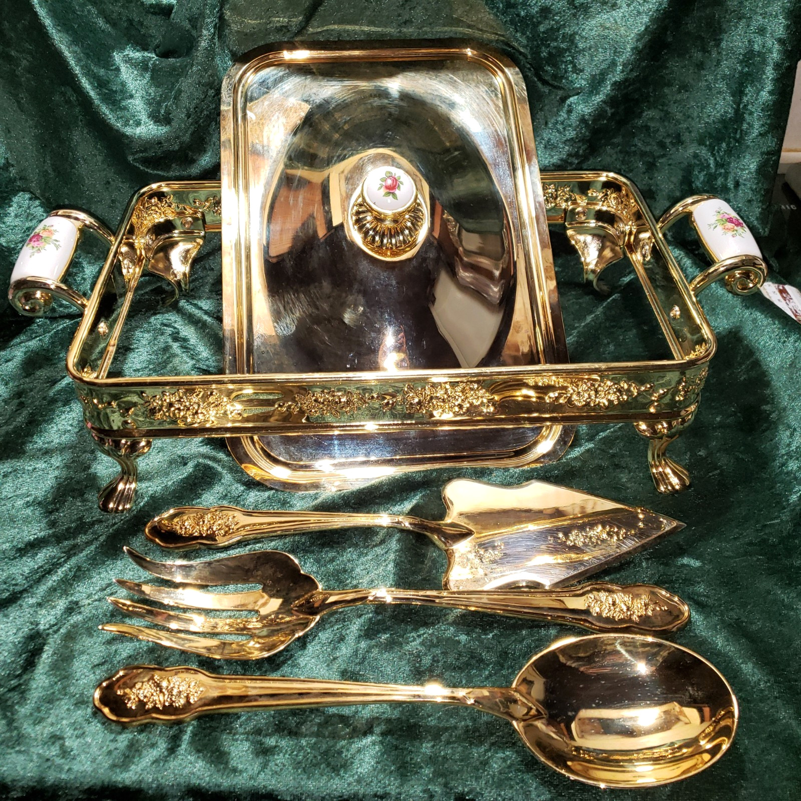 & Baking Stand W/lid