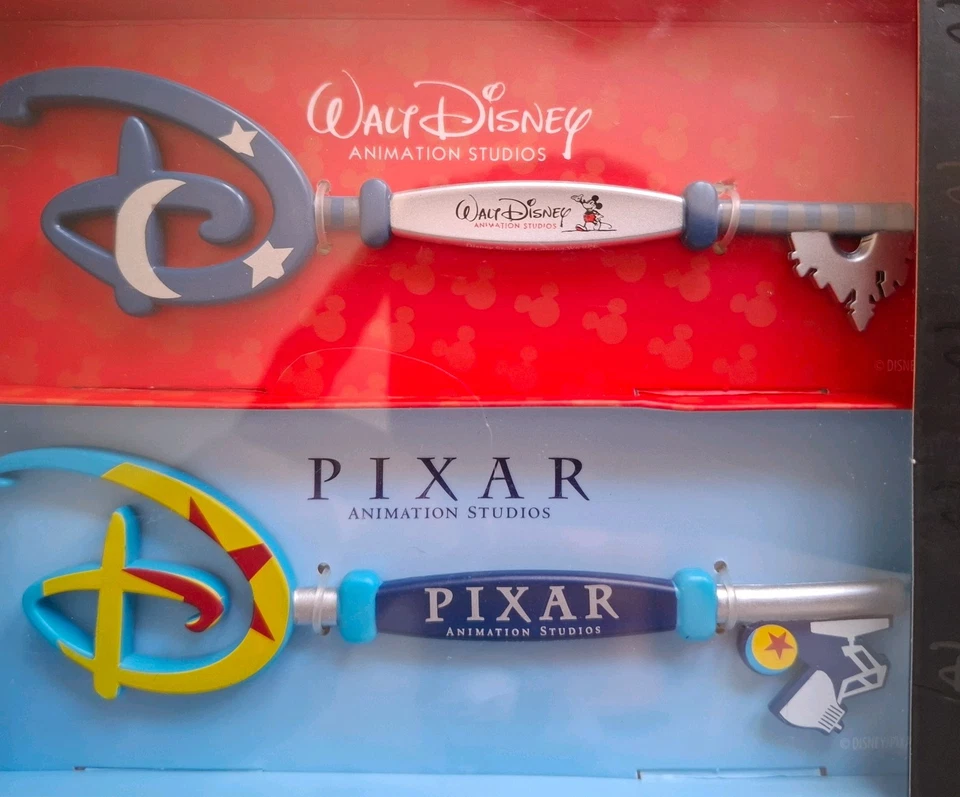 Disney Store 4 Keys Box Set Disney Pixar Marvel Lucasfilm Limited Edition - Photo 3/4