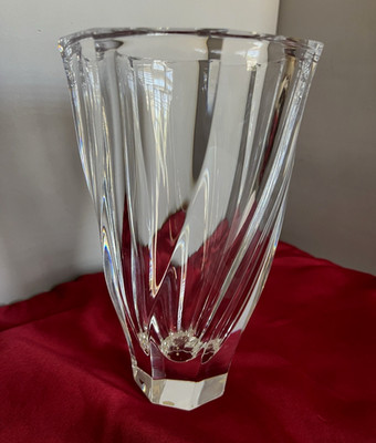 Orrefors Sweden Residence Crystal Vase Large Thick Swirl Signed  8 1/8'' High