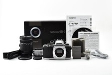 Olympus OM-D E-M10 Double Lens Set