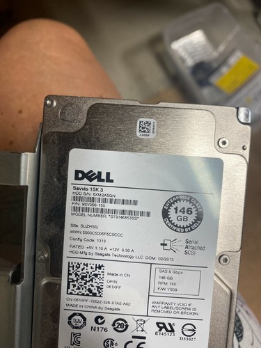 Dell Savvio 146GB 15K.3 SAS 2.5 Server Hard Drive ST9146853SS P/N 9SV066-150 - Picture 2 of 4