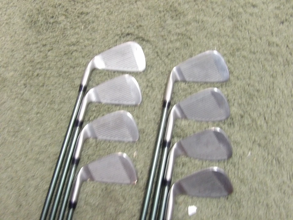 Arnold Palmer Sterling Silver Series Irons 3-PW Regular Graphite Very Nice!! - Image 2 of 4