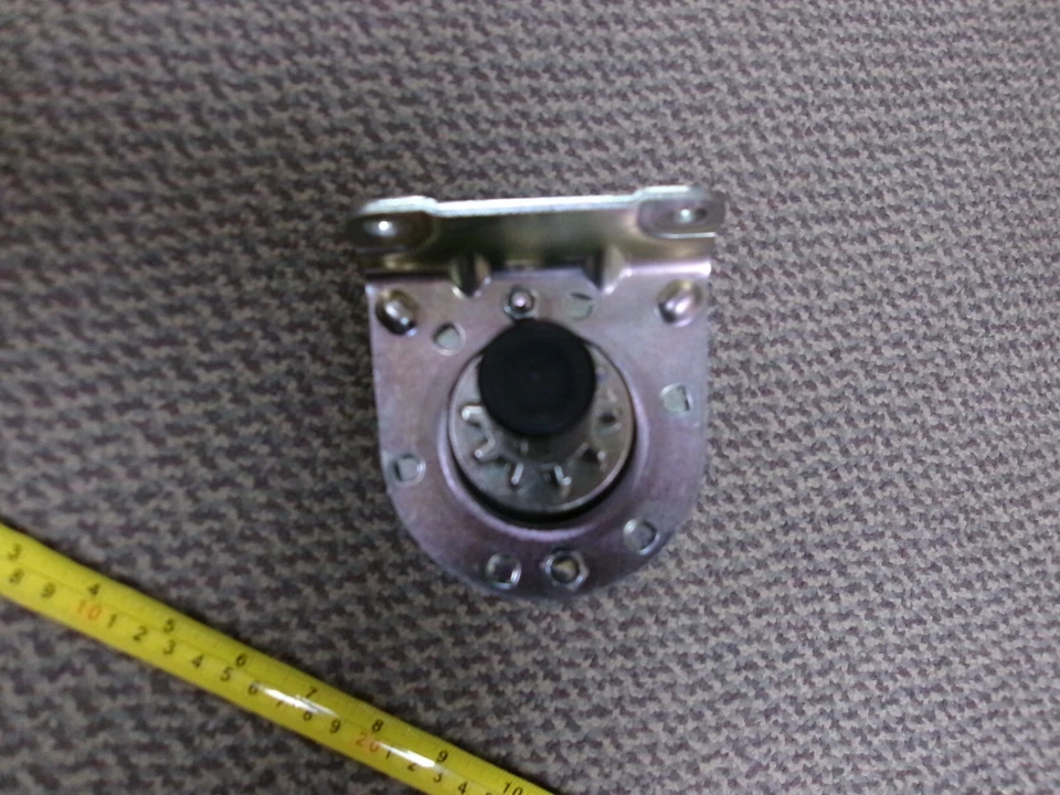 KAWASAKI 21163-7031; ELECTRIC STARTER - Image 2 of 4