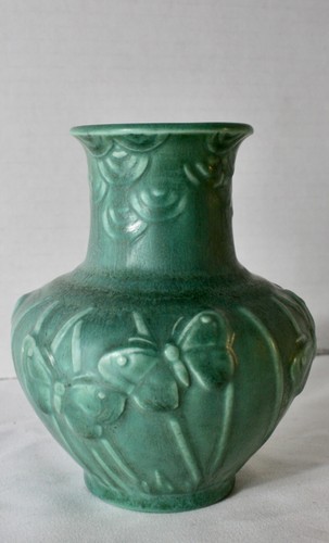 Rookwood Vase Emerald Green w/Butterflies #6457 Orig Cast by Shirayamadani. 1935 - Picture 3 of 10