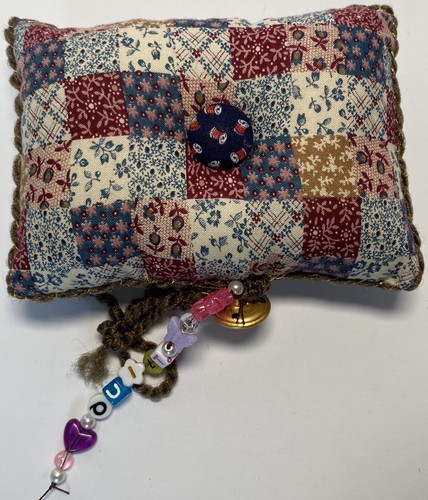 Wood Sewing Machine Pin cushion Reversible Beaded Buttons 61 - Picture 3 of 21
