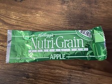 Vintage 1989 Kellogg’s Nutri-Grain Cereal Bar Apple Wrapper Green