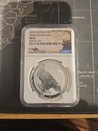 Australia 2016 Silver Wedge-Tailed Eagle NGC MS69 Signed John Mercanti