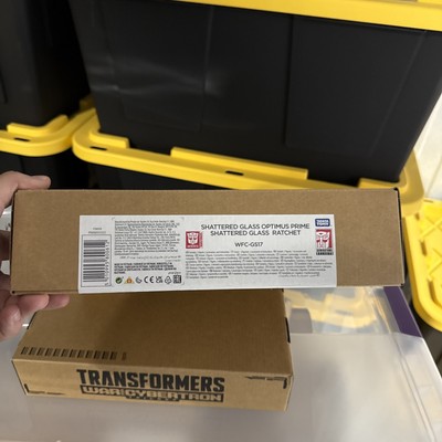 Hasbro Transformers Shattered Glass Ratchet and Optimus Prime - WFC-GS17