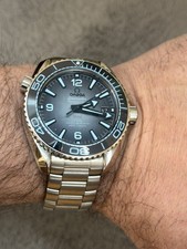 2024 Omega Seamaster Planet Ocean 39mm Summer Blue Dial B&P 215.30.40.20.03.002 7