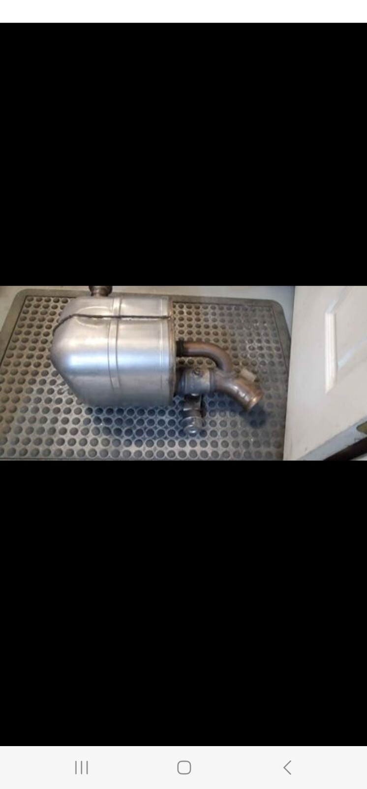 2015 - 2018 Ferrari California T Rear LH & RH Exhaust Muffler Silencer