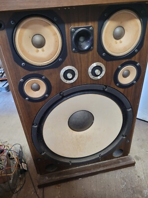 Vintage JVC 15