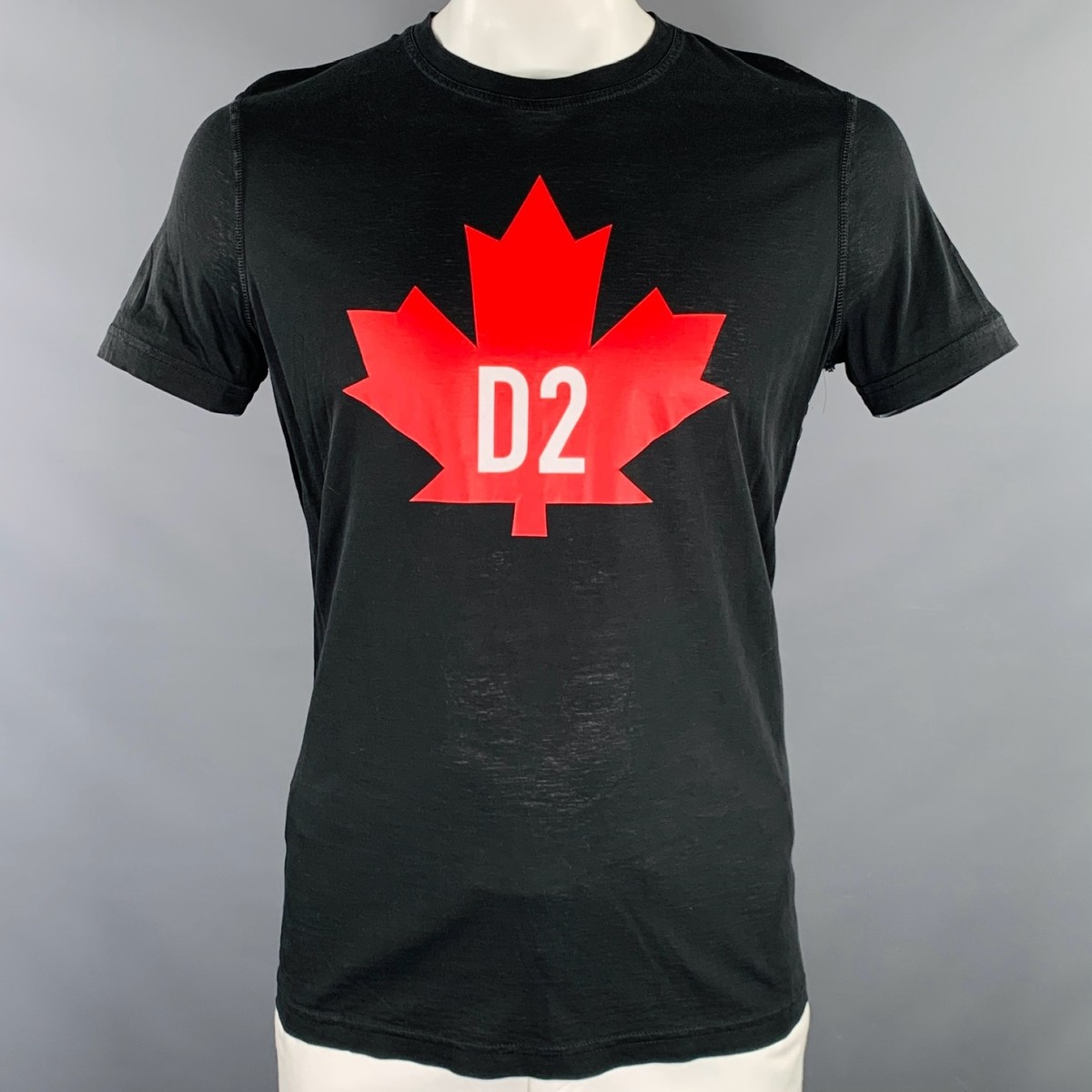 DSQUARED2 Size L Black Red Maple Leaf Logo Short Sleeve T-shirt | eBay