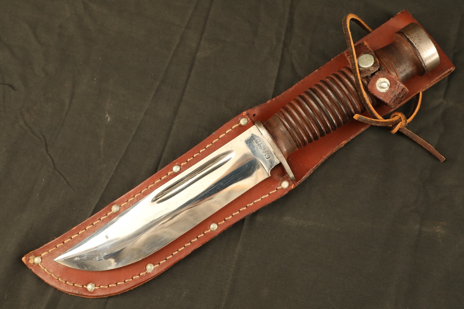 US Army USMC Marine WWII Case 3376"Q Fighting Knife & Leather Sheath