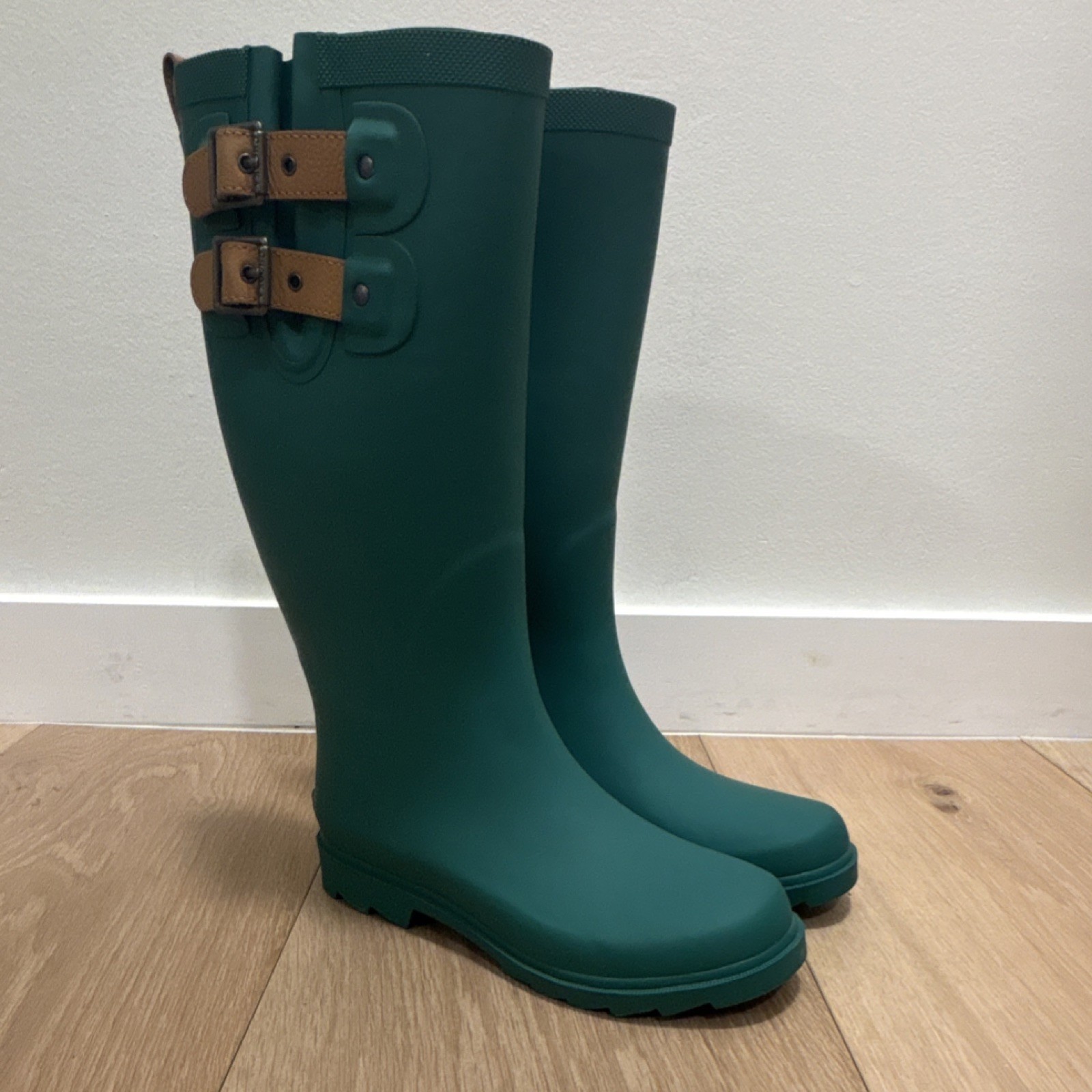 Top Solid-Forest Green Turquoise Chooka Waterproo… - image 1