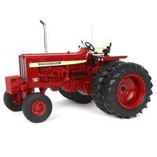 ERTL 1/16 IH Farmall 856 Tractor, 4th in Outb...