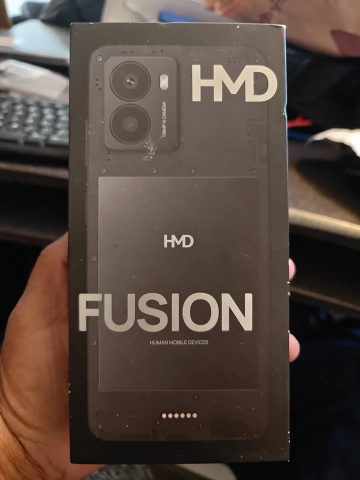 Smartphone HMD Fusion TA-1658 128GB Desbloqueado Negro Foto 2 de 4