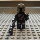 Lego Star Wars the Mandalorian Minifigure with Jetpack and guns