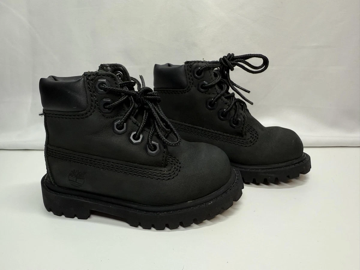 TIMBERLANDS WORN ONCE. Black Jr Size. Multicolor shoe string holes. Timberland Lace Up Black Unisex Kids main image 3