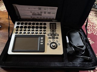 QSC TouchMix 16 Compact Digital Mixer with Power Supply and Carry Case