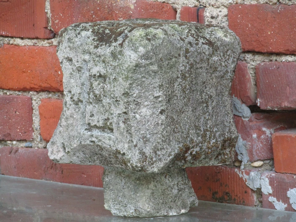 SCULTURE - PINNACOLI IN PIETRA LECCESE ( PUGLIA ) FINE 800 INIZIO 900 - Immagine 4 di 4