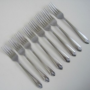 OneidaCraft-Tempo-Design-Stainless-Oneida-Dinner-Fork-Ribbed-1994-Spoon-Lot-of-8