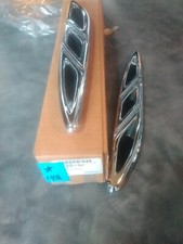 20811307 2010-13 Buick Lacrosse Allure Lh Driver Hood Ornament Gm Oem