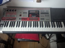 Casio XW-G1 Piano Keyboard Synth With Power Supply