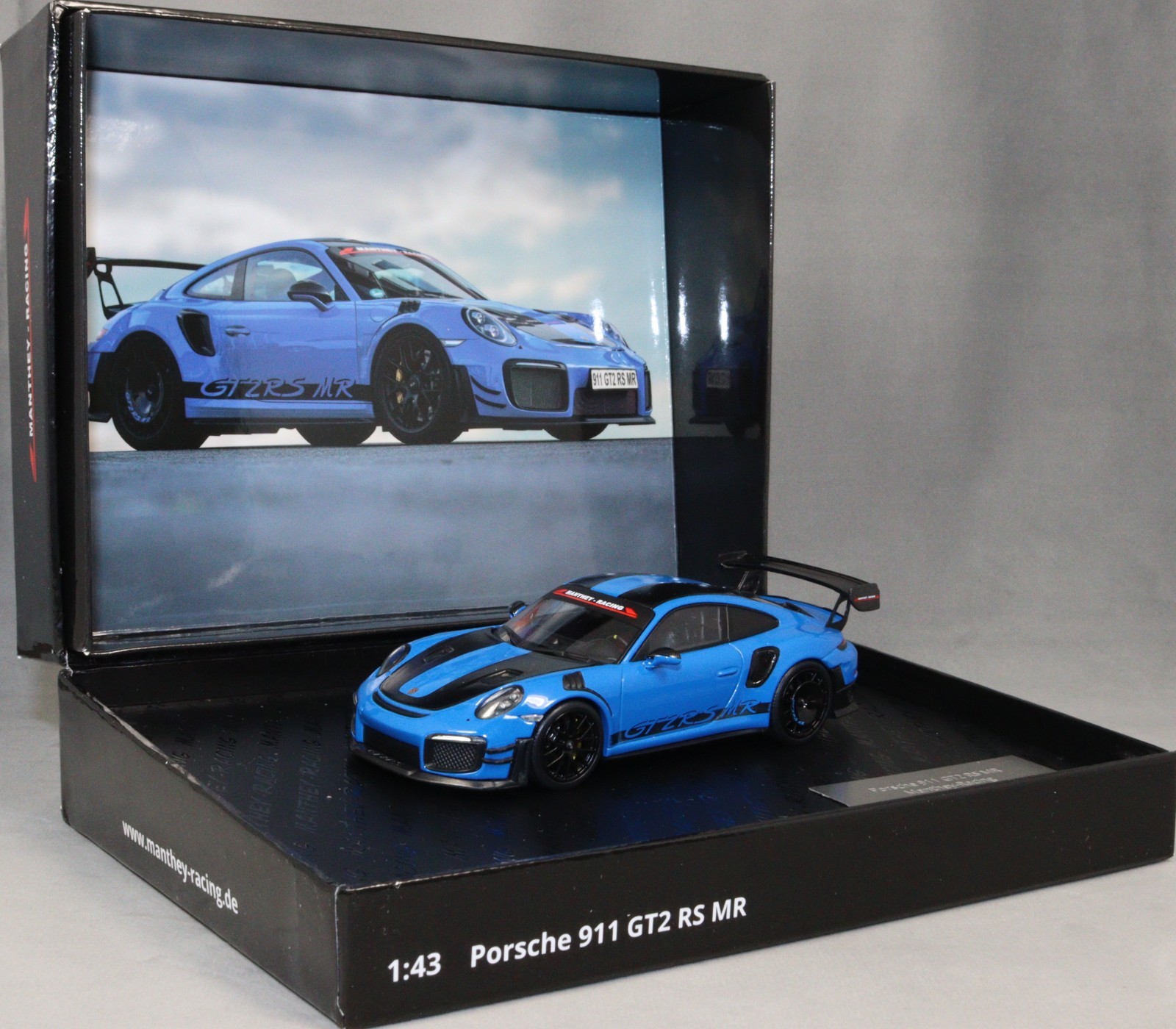 Minichamps Porsche 911 991.2 GT2RS MR by Manthey Racing in Blue 2018 1/43 NEW