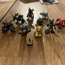  Digimon Mini Figures Bundle x 10