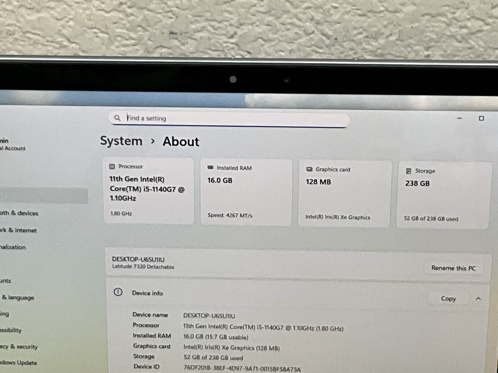 Dell Latitude 7320, 13-Inch Laptop, with INTEL CORE I5-1140G7, 256 GB SSD (Solid State Drive), Windows 11 Pro
