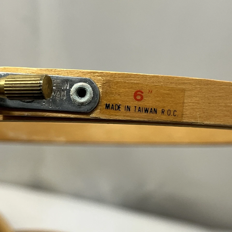 Lot Of 4 Vintage 8 Inch And 1 Six Inch Wooden Round Embroidery Hoops Crafts - Image 3 of 4