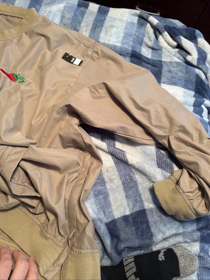 Vintage 2005 CHILI'S Restaurant Employee Uniform Pullover Shirt Beige/brown XL - Image 4 of 4