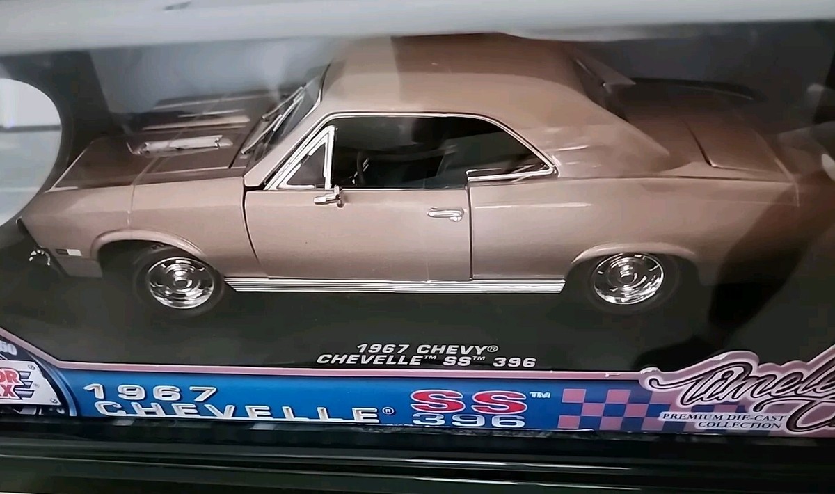 American Muscle 1967 Chevelle 1/18 リミテッド $_12.JPG?set_id=880000500F