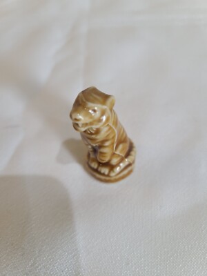Wade Whimsie Red Rose Tea Figurine Tiger Circus Series