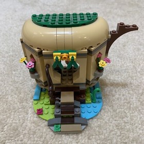 LEGO 75823 Angry Bird Movie Bird Island Egg Heist Building Toy Set Incomplete