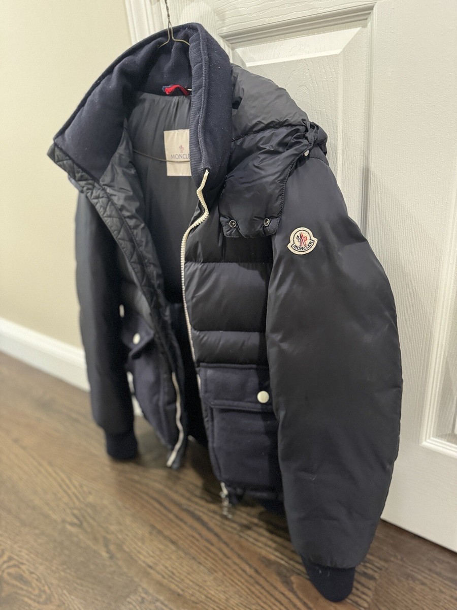 Mens Moncler Rabelais Down Jacket Coat Quilted Pocket. Size 3