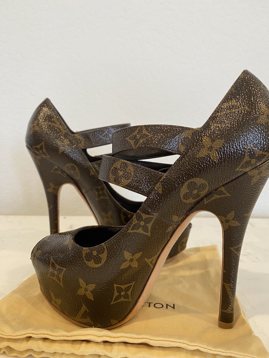 Louis Vuitton Women Shoes US 5.5 High Hills Brown Monogram Louis Vuitton Women Shoes US 5.5 High Hills Brown Monogram