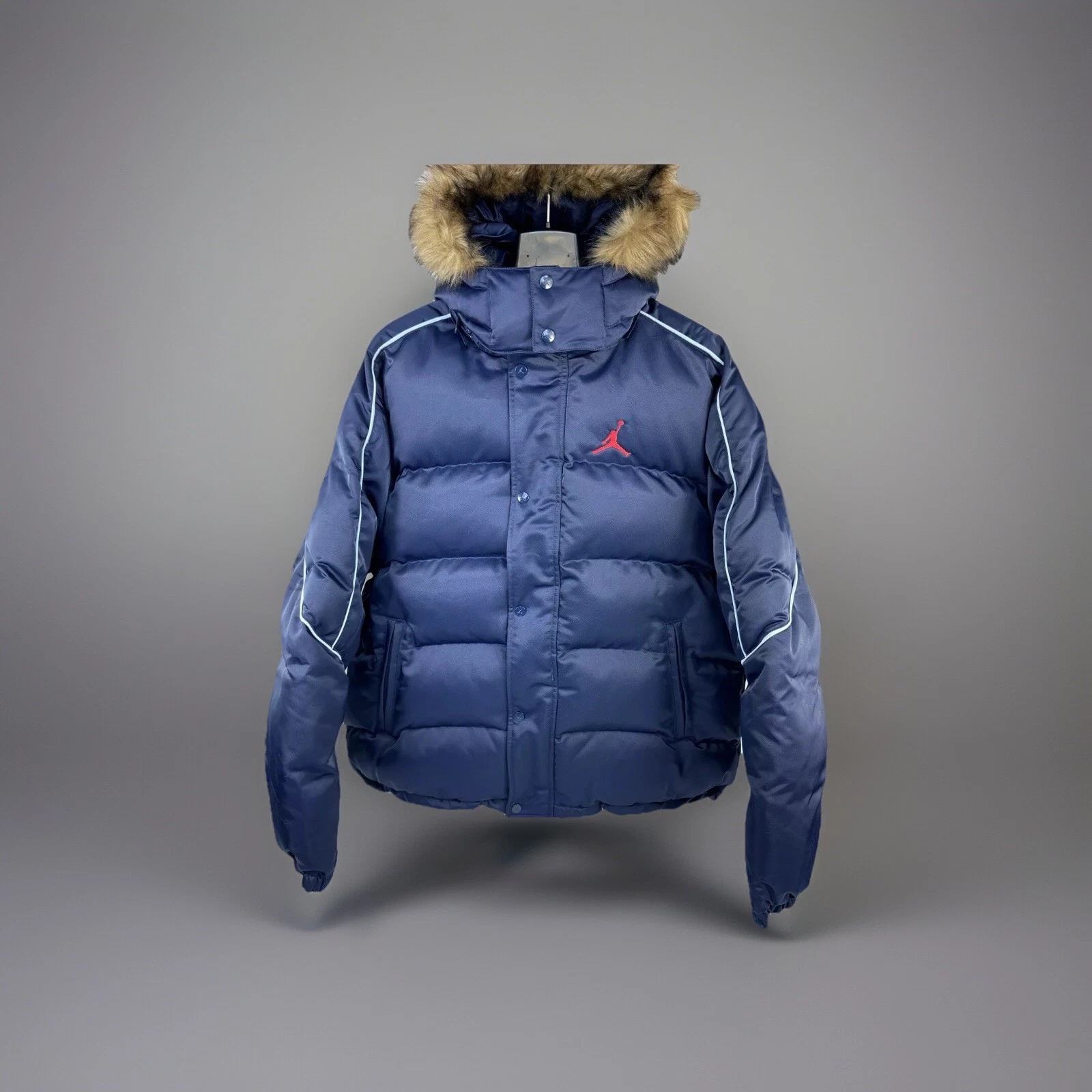 Supreme X Jordan   Veste matelassée à capuche brodée logo Taille : XL