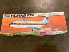 Vintage 1978 Monogram Boeing 737 United Airlines 1:72 Model Kit 5415