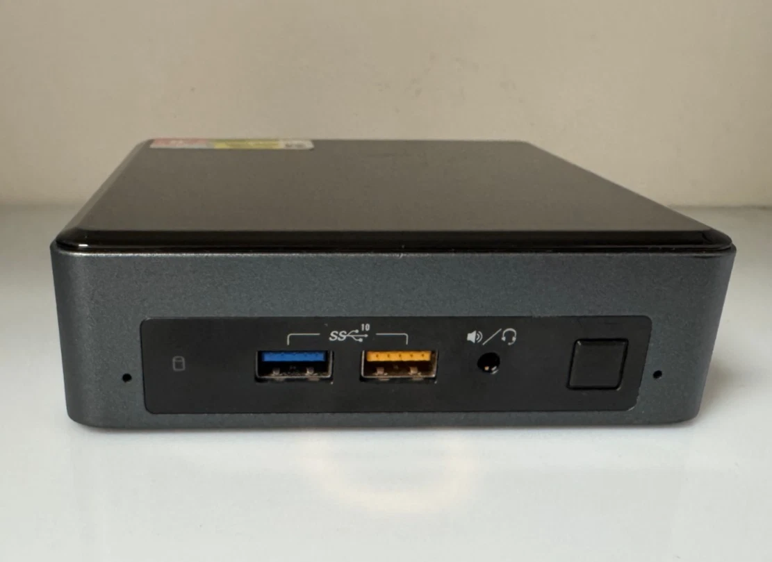 自作PC　i3 8100・4GB・128GB・Win11 Intel Core i3 8th Gen - Core i3-8100 Coffee Lake Quad-Core 3.6 GHz