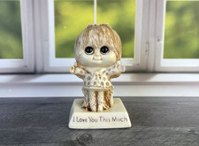 Vintage 1975 I Love You This Much Big Eyed Girl Russ W&R Berries Made In USA