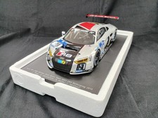 SPARK  1/18  Audi R8 LMS 260759
