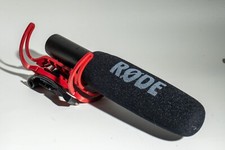 Rode VideoMic Camera-Mount Shotgun Microphone W/ Rycote Lyre Shock Mounting