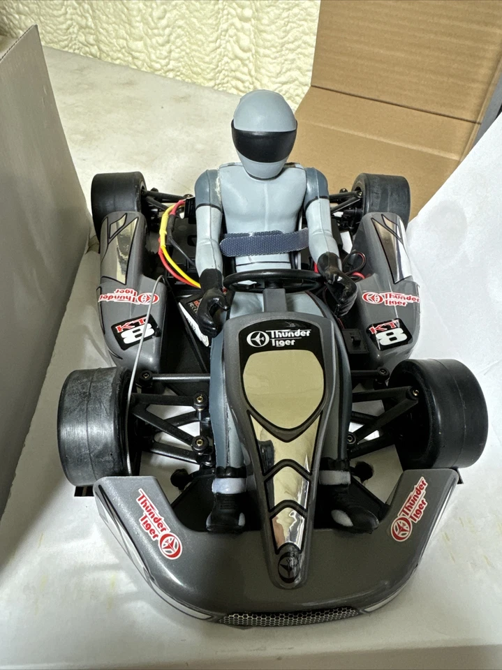 Thunder Tiger KT8 RC Go Kart Gray 6570-F271 NEW OPEN BOX DISPLAY UNIT. - Image 2 of 4