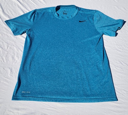 The Nike Tee Herren Gr. Medium Dri Fit Blau Active Athleisure Streetwear Freizeit