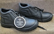 Image of SUPERTOUCH CHUKKA BLACK LEATHER SAFETY BOOTS NEW WITH TAGS SIZE 8