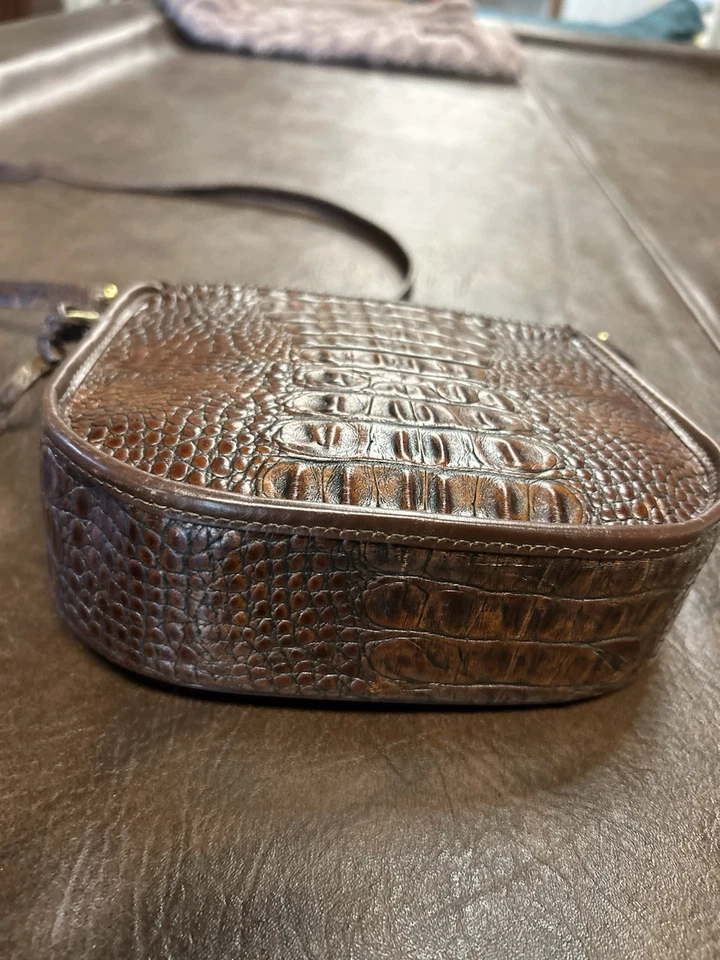 Brahmin Handbag Crocodile Embossed Leather Brown Shoulder Purse Crosbody Vintage - Image 2 of 4