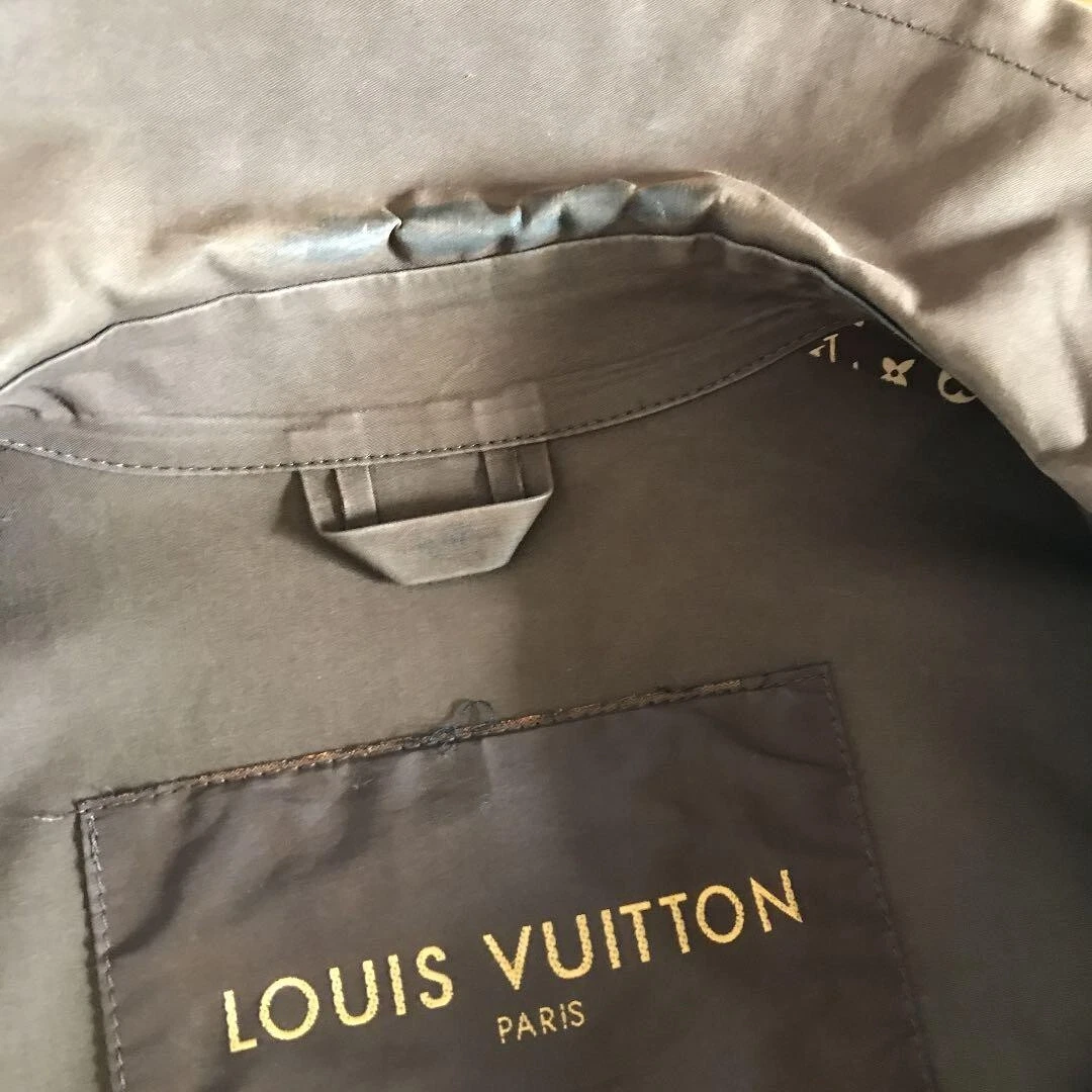 LOUIS VUITTON（LV） Autentico trench Louis Vuitton Monogram Macintosh donna grigio usatoa ta
