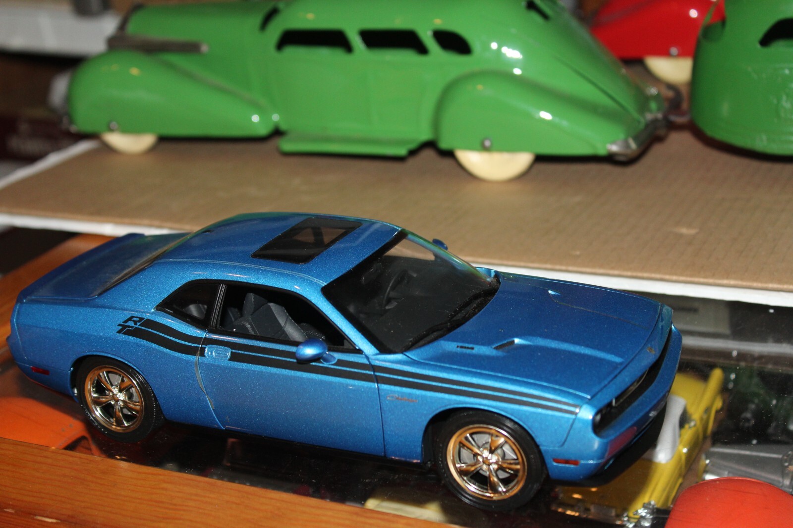 ERTL WIX 70th ANNIV. COMMEMORATIVE TWO DODGE CHALLENGERS  DIECAST SET in BOX